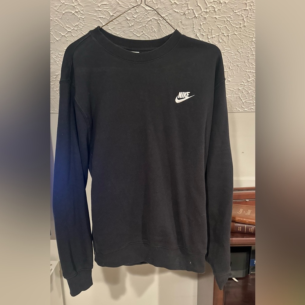 Nike Men's Classic Black Crewneck Sweater